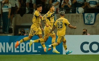 Boca le ganó a la Universidad Católica en su estreno en la Copa Libertadores
