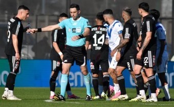 La AFA suspendió a dos árbitros, tras el gol anulado a Vélez en cancha de Riestra